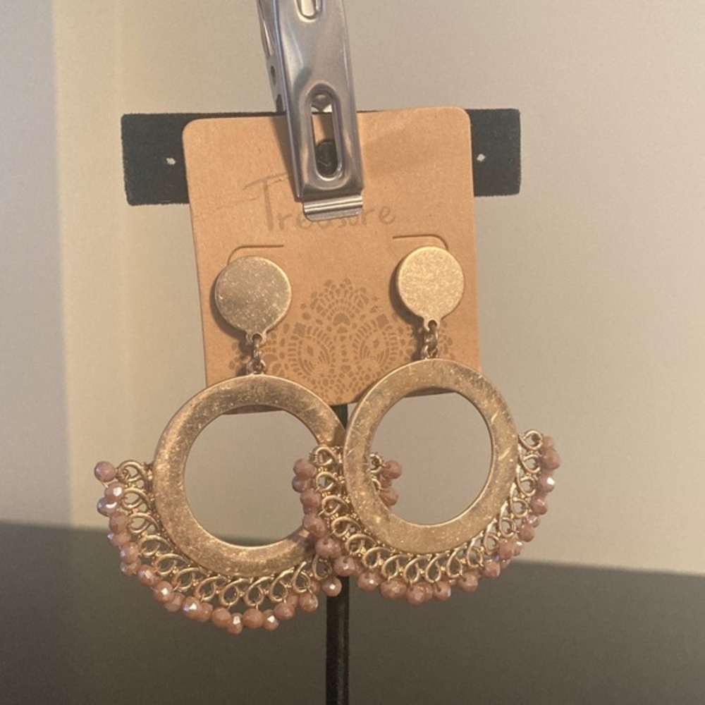 Elegant Gold and Pink Beaded Earrings